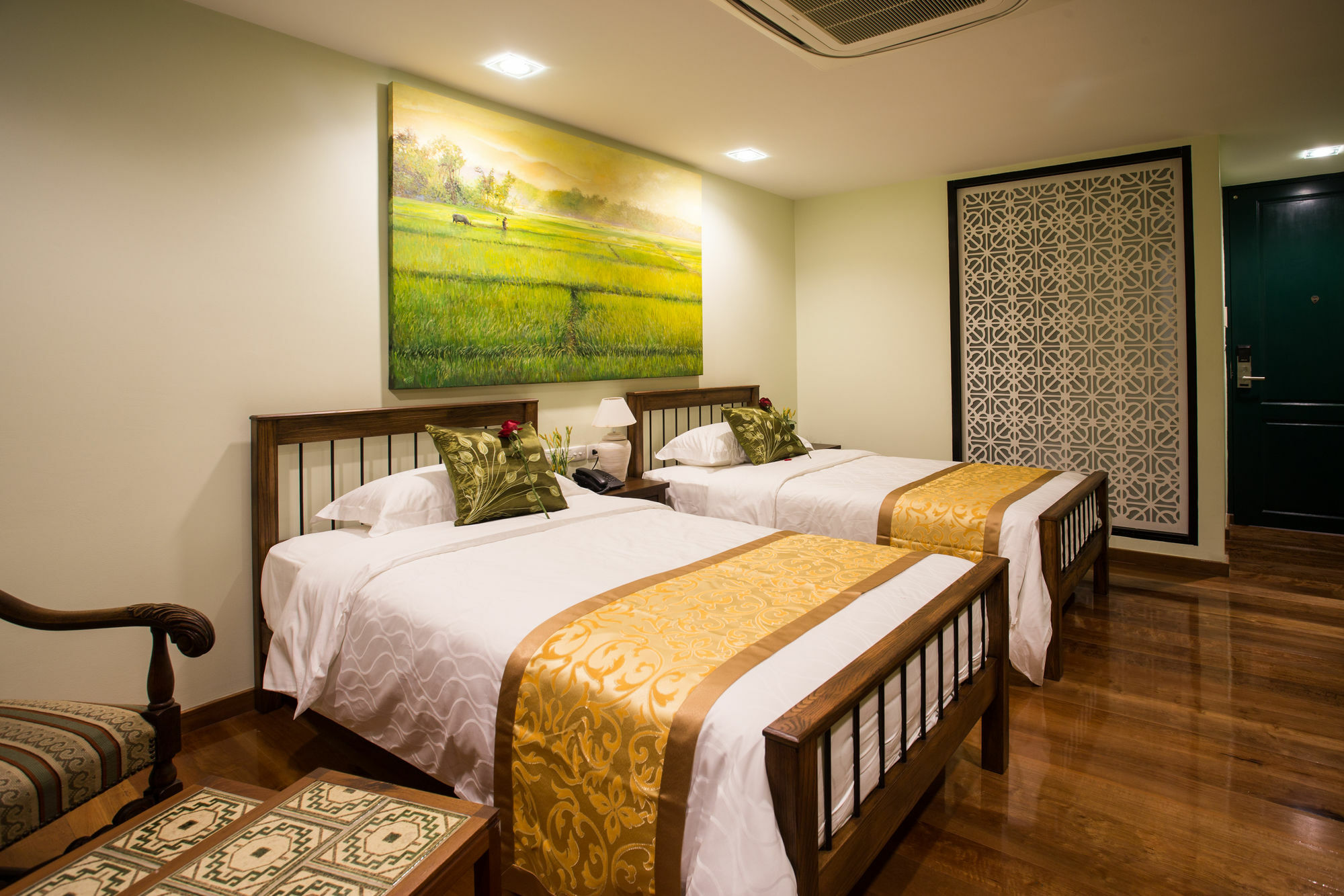 ไนน์ ดีไซน์ เพลส Hotel กรุงเทพมหานคร ภายนอก รูปภาพ