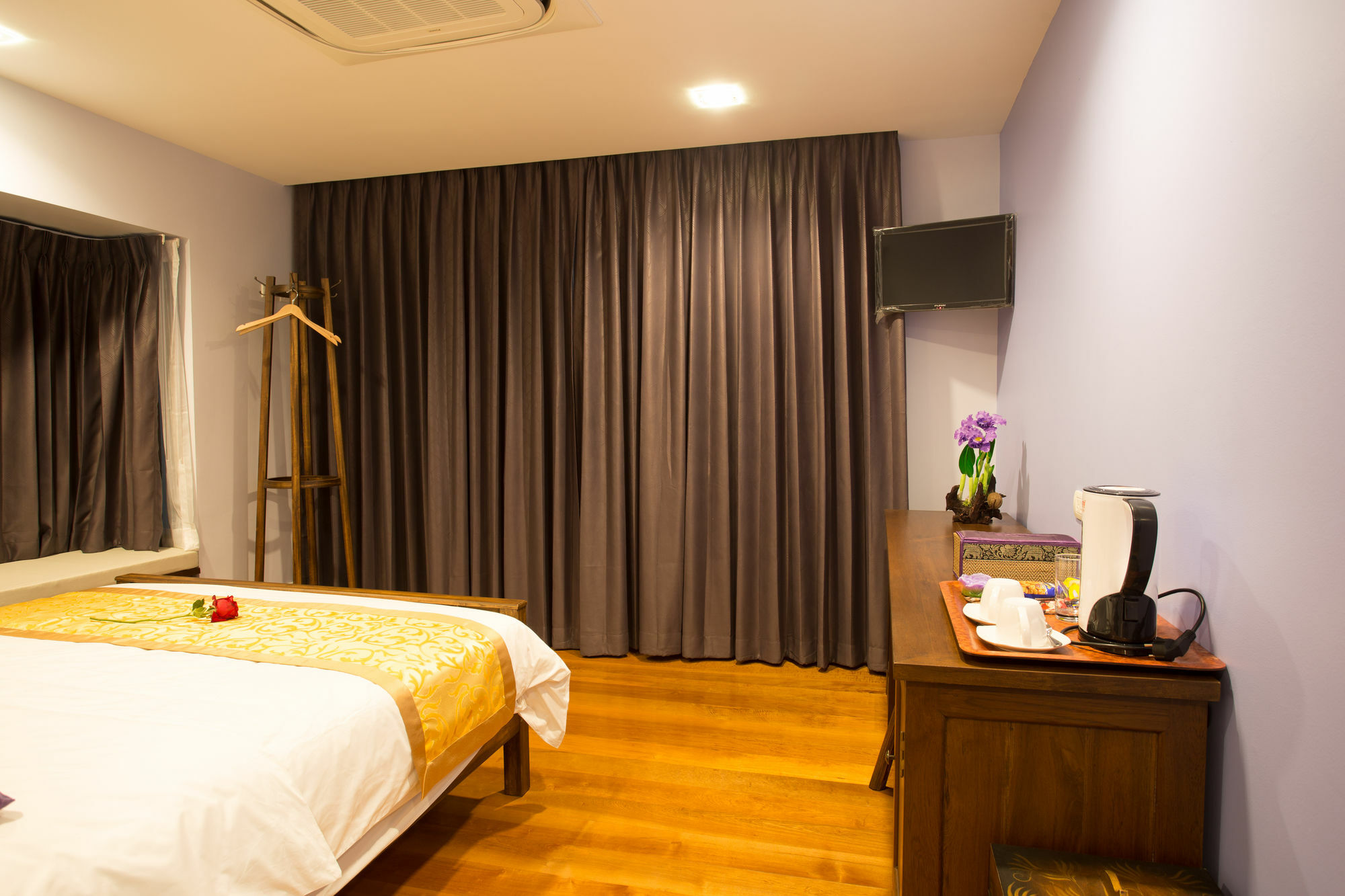 ไนน์ ดีไซน์ เพลส Hotel กรุงเทพมหานคร ภายนอก รูปภาพ