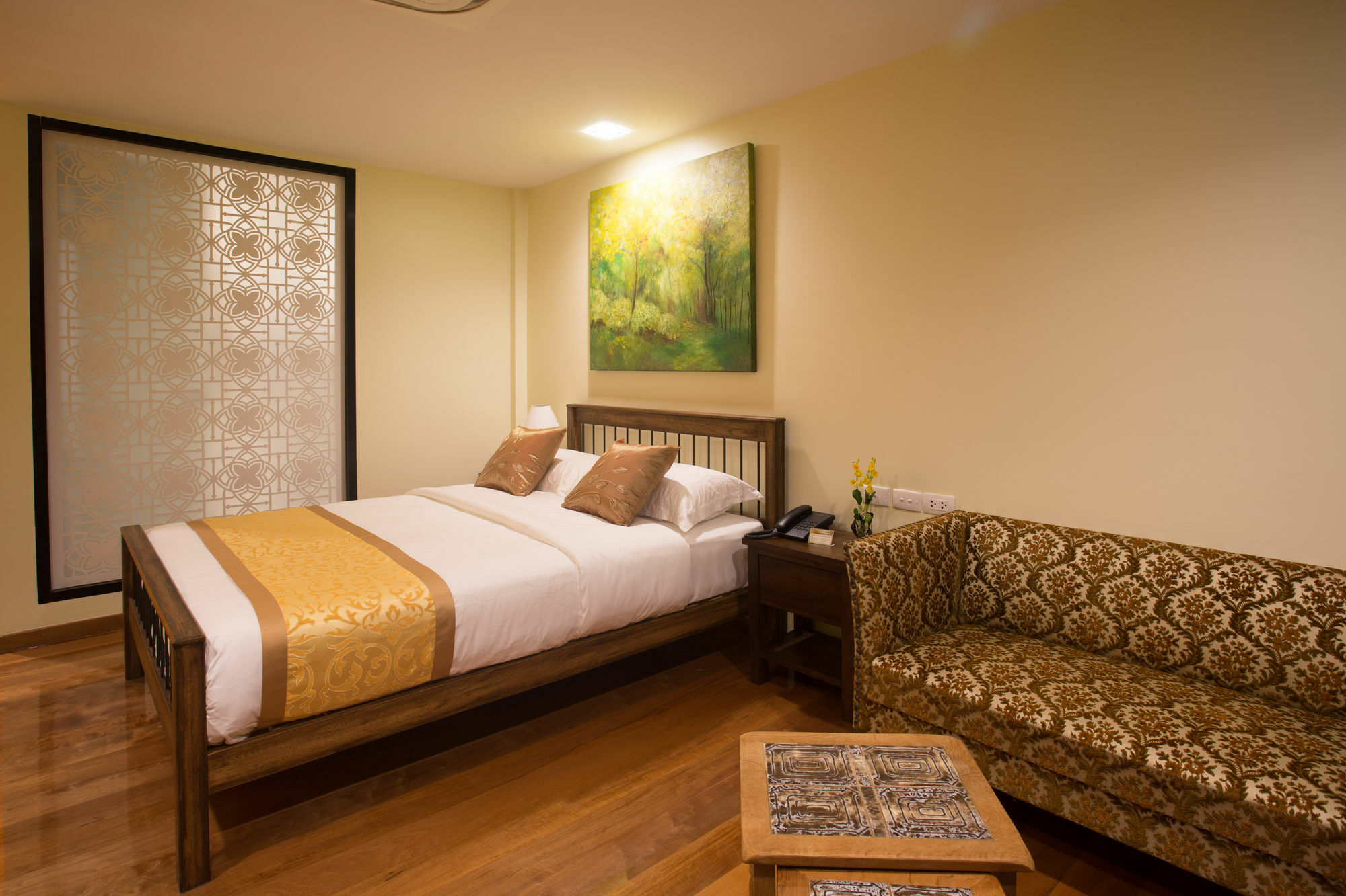 ไนน์ ดีไซน์ เพลส Hotel กรุงเทพมหานคร ภายนอก รูปภาพ
